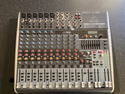 Behringer xenyx qx1832usb usb - behringer,